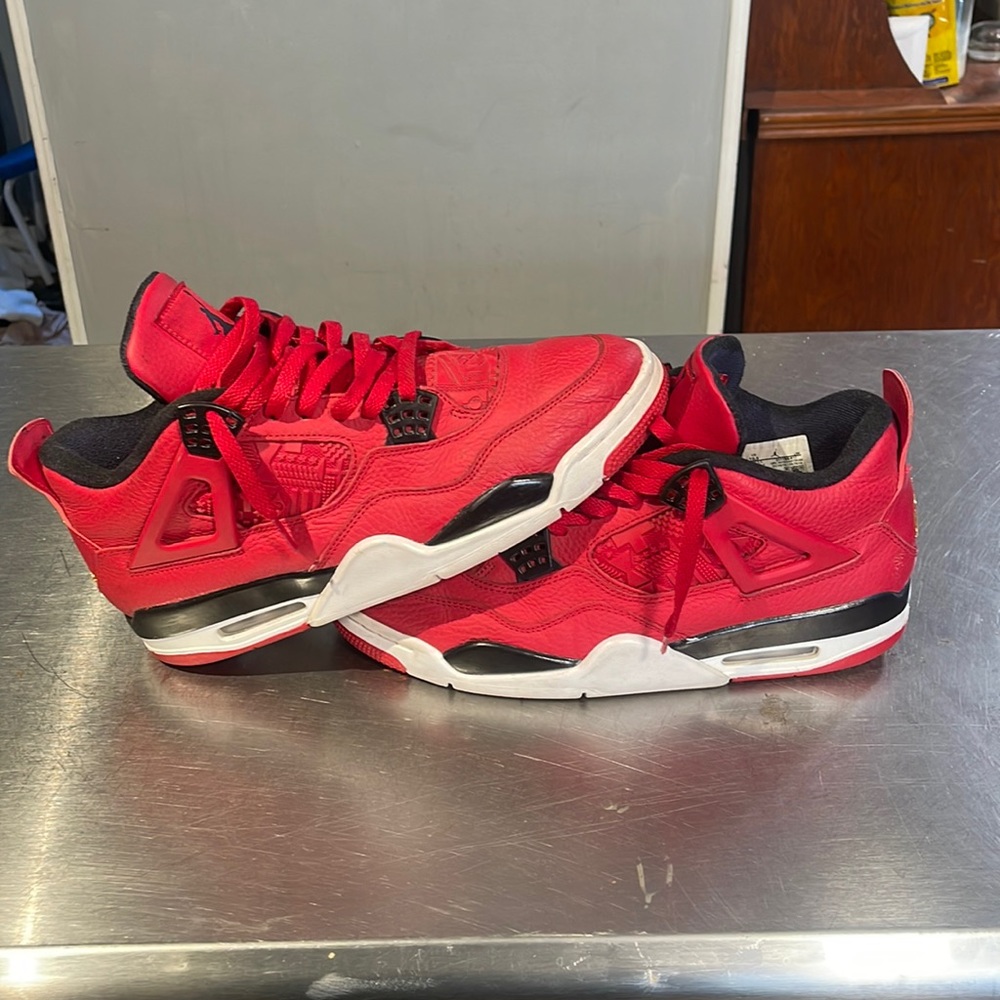 Jordan fiba size 10.5